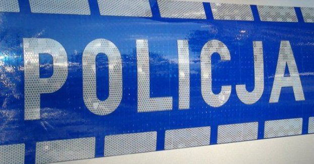 Wszczął awanturę domową, a przed policjantami schował się z narkotykami w belach słomy