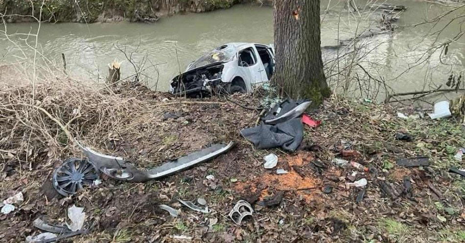 zdjęcie: Wypadek w gminie Słomniki. Nie żyje 62-latek. / fot. KPP w Krakowie