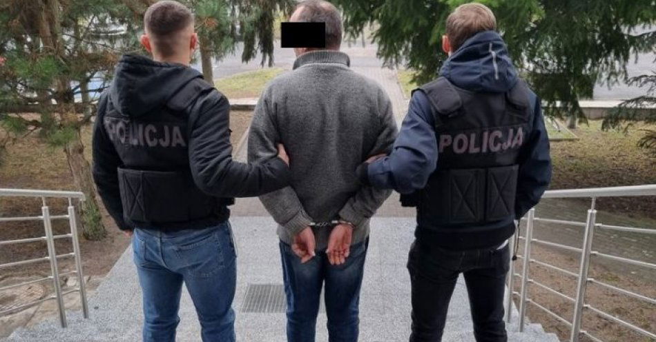 zdjęcie: Półtora miesiąca mieszkał ze zwłokami kolegi, którego wcześniej pobił i nie udzielił mu pomocy / fot. KWP w Bydgoszczy