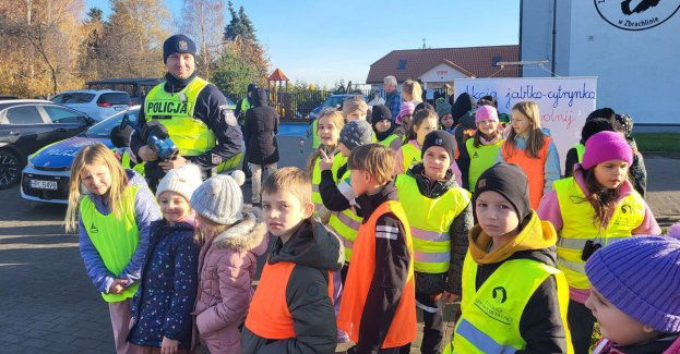 Jabłko czy cytryna? Dzieci i policja uczą bezpieczeństwa