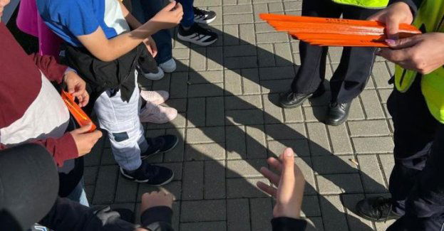 Policja w Łęcznej szkoli dzieci podczas Tygodnia Mobilności
