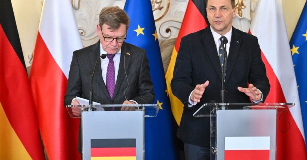 Sikorski: Krzyżowa to instytucja-symbol w relacjach polsko-niemieckich