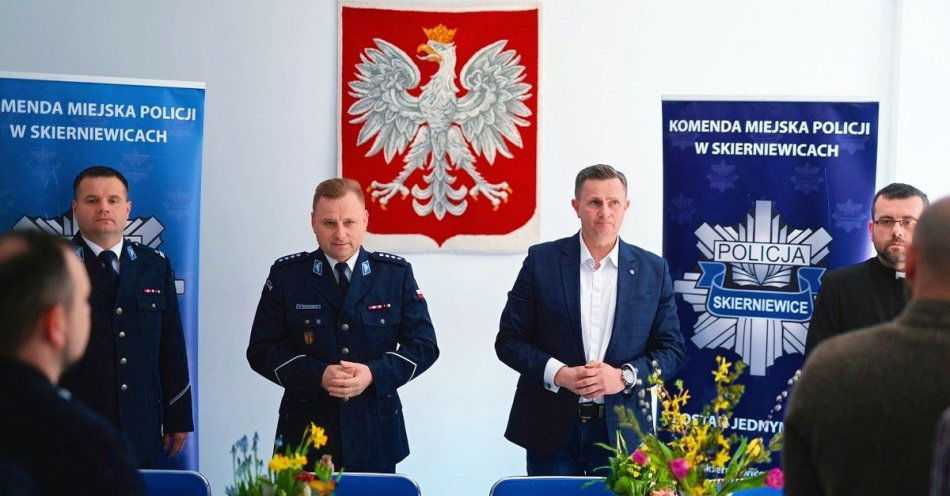 zdjęcie: Świąteczne spotkanie w Komendzie Miejskiej Policji w Skierniewicach / fot. KMP w Skierniewicach