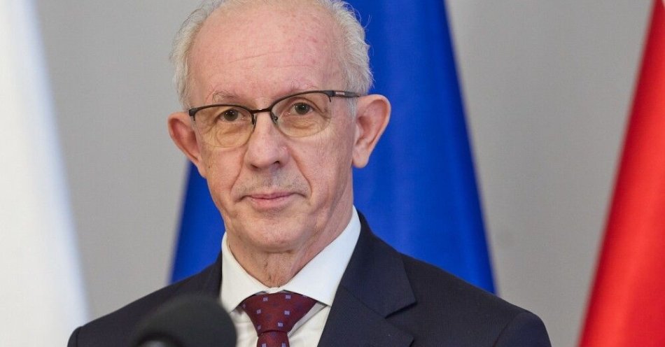 zdjęcie: Chcemy, żeby pierwsze poradniki kryzysowe w tym roku trafiły do mieszkańców / fot. PAP