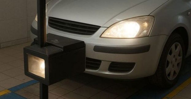 Sprawdź bezpłatnie światła w samochodzie 15 października