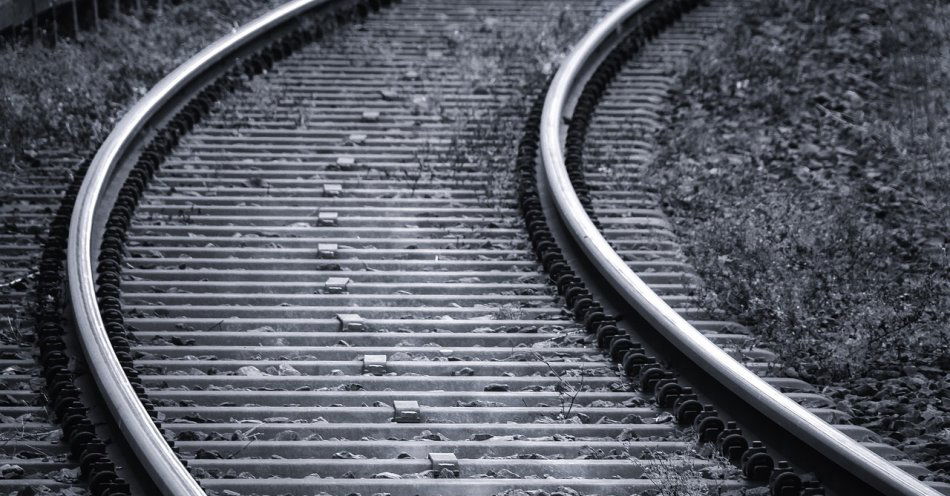 zdjęcie: Z powodu zapadliska wstrzymane dostawy węgla koleją do elektrowni Siersza; jej praca nie jest zagrożona / pixabay/3703349