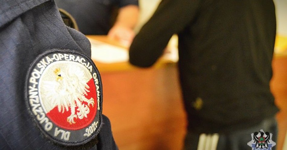 zdjęcie: Trzy kolejne osoby trafią za kraty więzienia, jednej udało się „wykupić” / fot. KMP w Wałbrzychu
