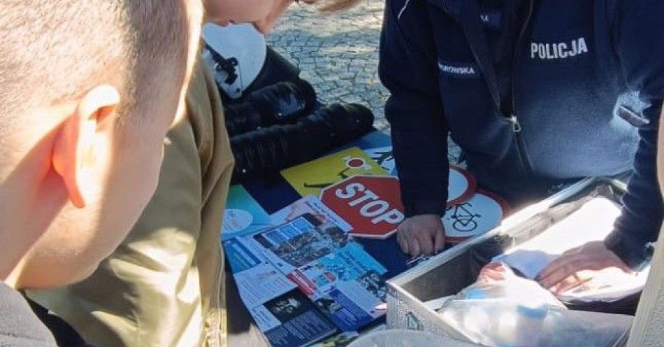 zdjęcie: Świadome wybory i zdrowe życie na Pikniku w Białej Podlaskiej / fot. KMP Biała Podlaska