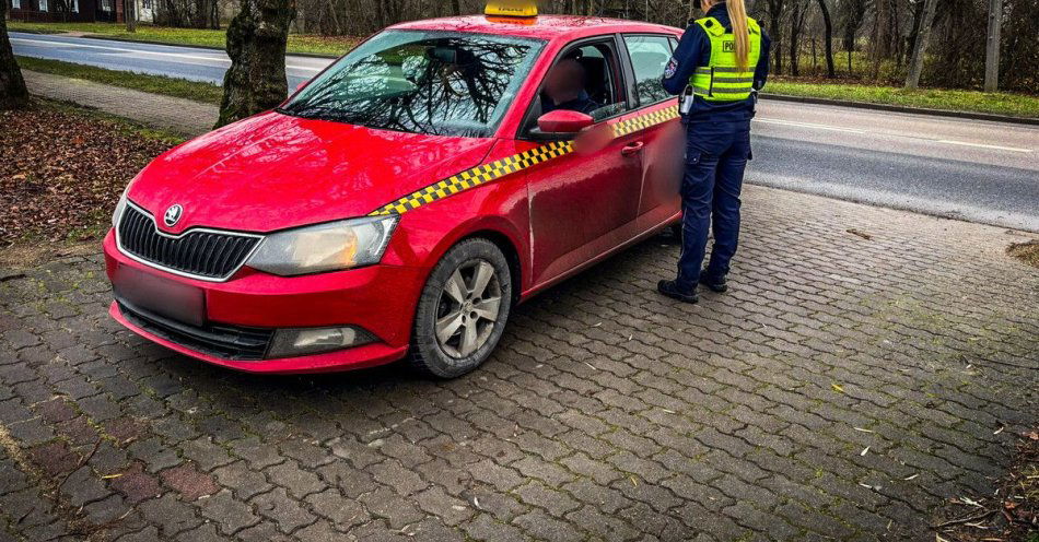 zdjęcie: Drogówka sprawdziła taksówki w Siemiatyczach / fot. KPP Siemiatycze