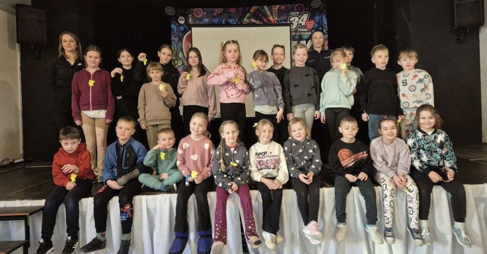 zdjęcie: Bezpieczne Ferie w powiecie jędrzejowskim edukacja i profilaktyka / fot. KPP Jędrzejów