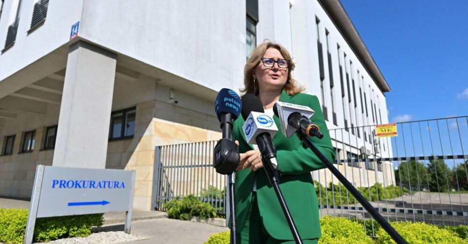 zdjęcie: Areszt dla proboszcza z gm. Tarczyn podejrzanego o zabójstwo ze szczególnym okrucieństwem / fot. PAP
