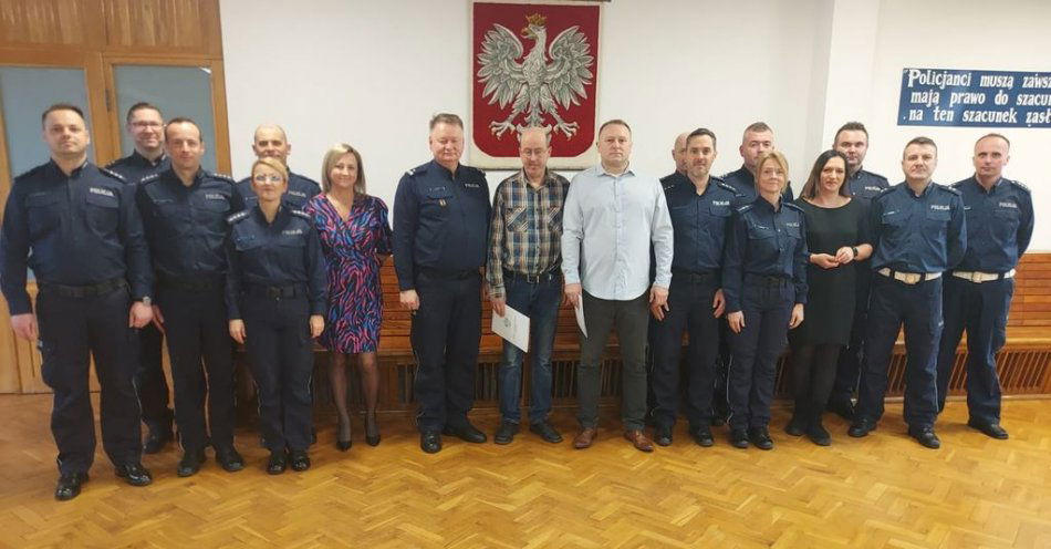 zdjęcie: Pożegnanie odchodzących na emeryturę policjantów / fot. KPP w Wieluniu