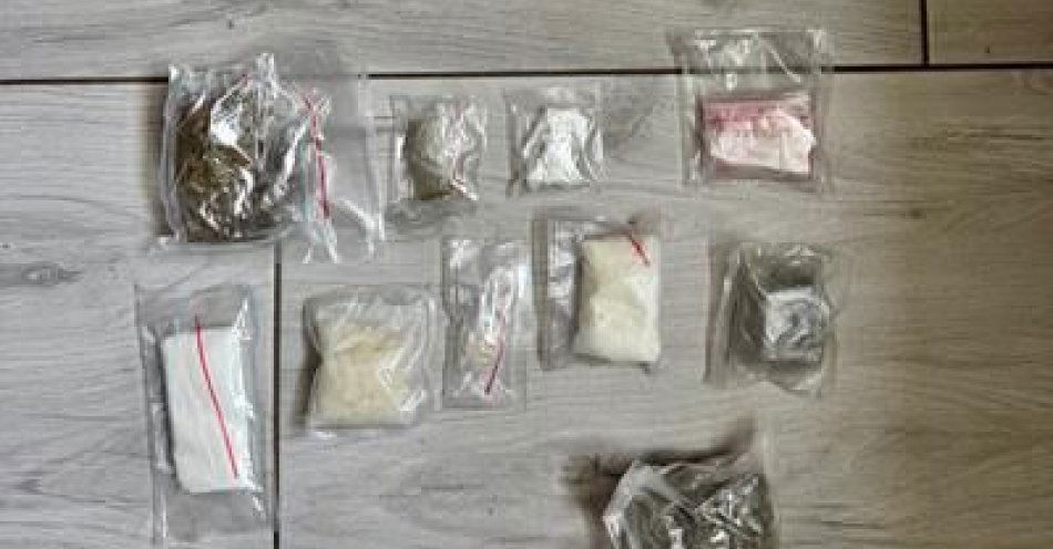 zdjęcie: Ponad 6 kilogramów narkotyków zdjęte z rynku - FILM / fot. KPP Chodzież