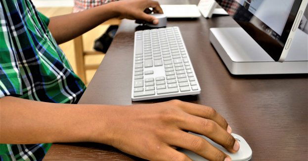 Dziecięca pornografia w domu 47-latka