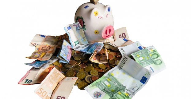 By chronić pieniądze, zaciągnął kredyt i przelał….oszustom