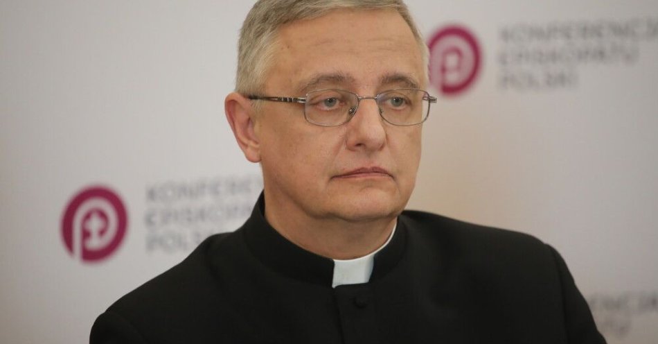 zdjęcie: Decyzje MEN w sprawie lekcji religii są niezgodne z prawem i niszczą spokój społeczny / fot. PAP