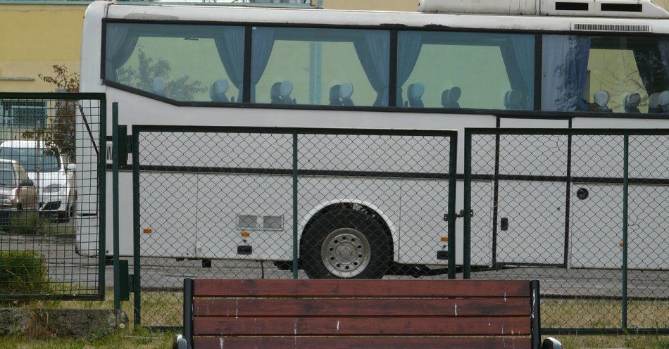 zdjęcie: Niesprawnym autobusem chciał zawieść dzieci na wycieczkę / pixabay/986078