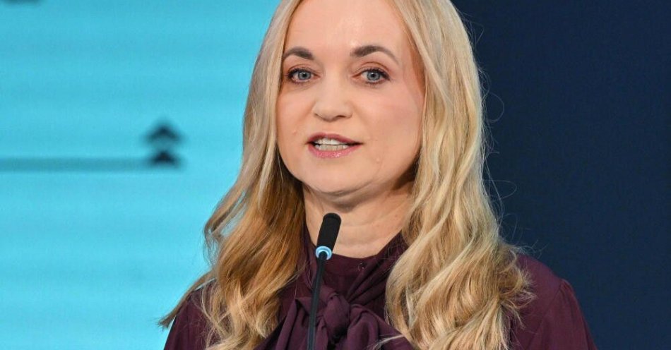 zdjęcie: Minister zdrowia rozważy udział w szczycie medycznym / Warszawa, 20.10.2025. Minister zdrowia Jolanta Sobierańska-Grenda podczas wystąpienia otwierającego Forum Rynku Zdrowia, 20 bm. w hotelu Sheraton Grand w Warszawie. Wydarzenie organizowane jest przez Grupę PTWP. (rp/mgut) PAP/Radek Pietruszka