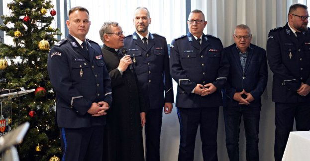 Policjanci z Piły spotkali się przy wigilijnym stole