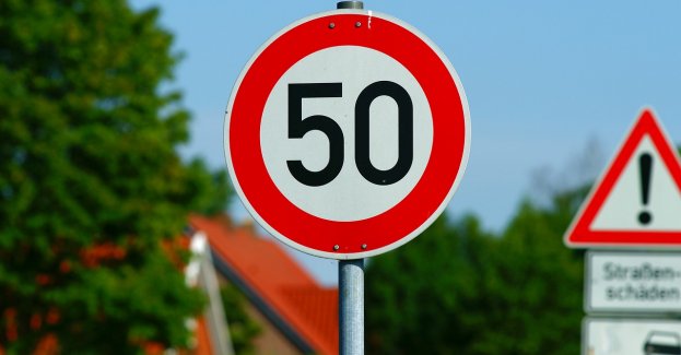 Nieodpowiedzialne zachowanie kierowcy, który w terenie zabudowanym jechał 131 km/h