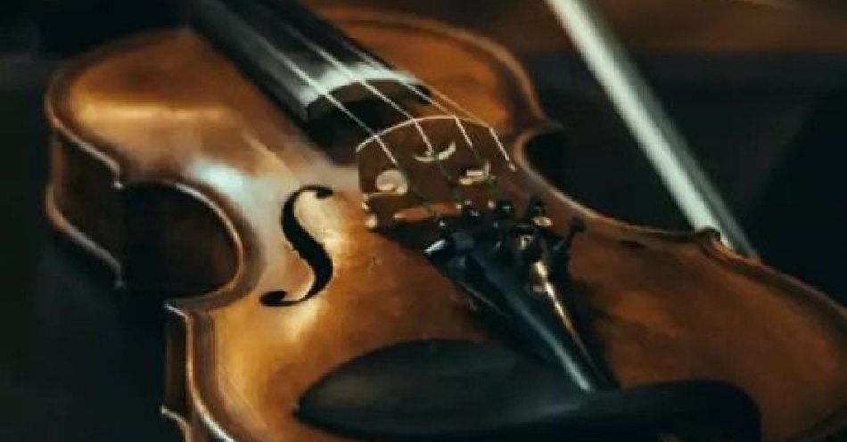 zdjęcie: Koncert przy świecach: Największe Hity Adele / kupbilecik24.pl / Koncert przy świecach: Największe Hity Adele