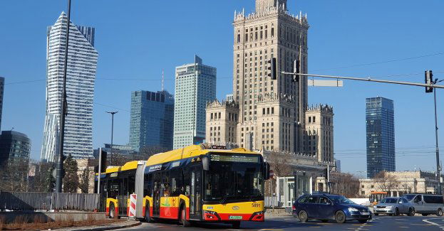 80 autobusów elektrycznych dla Warszawy