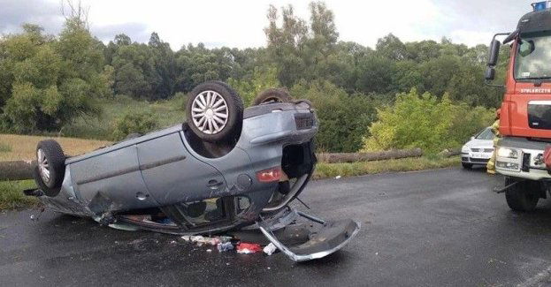 Brawura i prędkość przyczyną dachowania