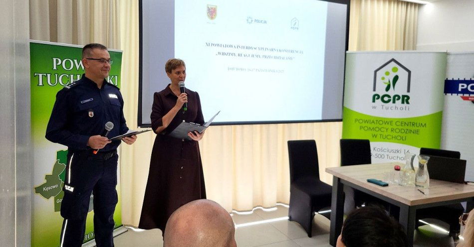 zdjęcie: Policja i instytucje debatowały o ochronie dzieci w Fojutowie / fot. KPP w Tucholi