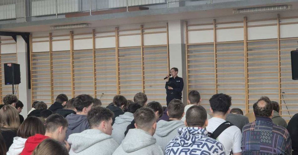 zdjęcie: Policja uczy bezpiecznych ferii w powiecie brzozowskim / fot. KPP w Brzozowie Fot. KPP Brzozów
