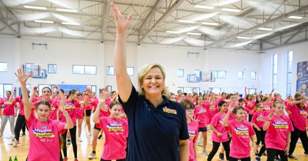 Jędrzejczak, Fularczyk-Kozłowska, Kiełbasińska i siostry Kałuckie na niezwykłej lekcji wychowania fizycznego w Warszawie! Aktywność fizyczna to droga