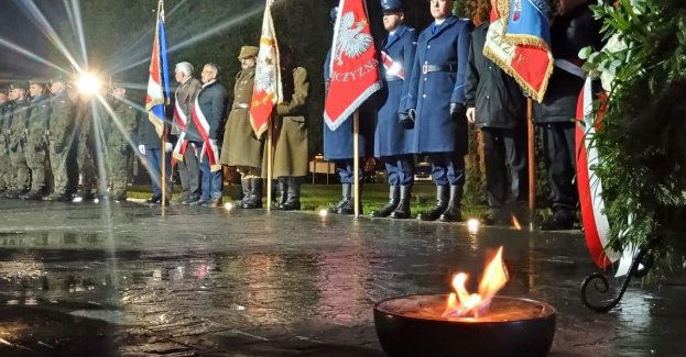 Święto Niepodległości 2025 w Świdwinie na Placu Lotników