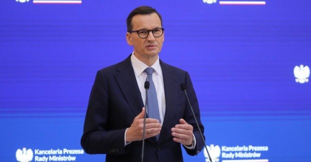 Od stycznia 2024 r. najniższa pensja wyniesie 4242 zł brutto, a od lipca – 4300 zł brutto