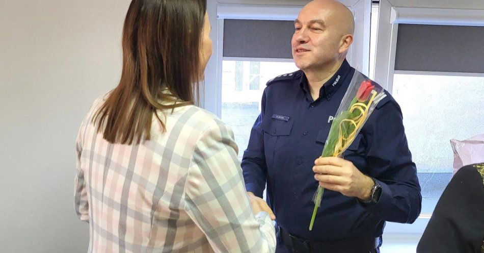 zdjęcie: Święto kobiet w Komendzie Powiatowej Policji w Świeciu / fot. KPP w Świeciu