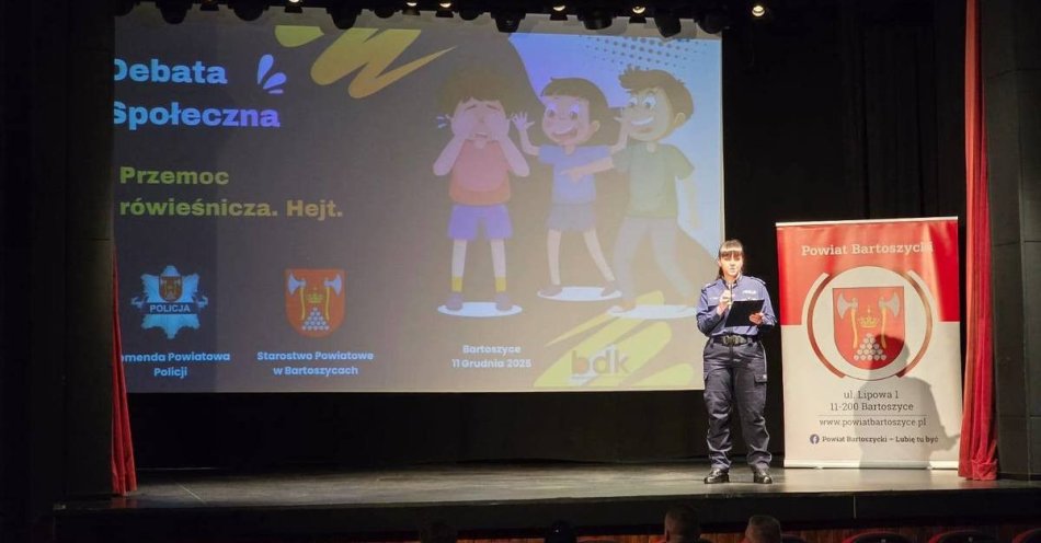 zdjęcie: Młodzież przeciw przemocy i hejtowi w Bartoszycach / fot. KPP w Bartoszycach