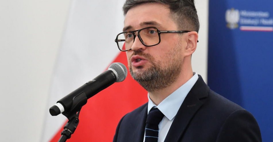 zdjęcie: 84,4 proc. maturzystów zdało egzamin dojrzałości / fot. PAP