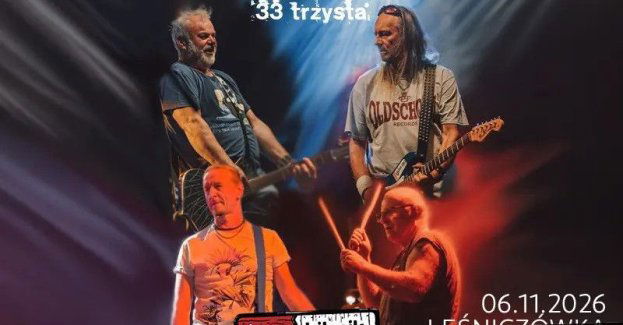 Sedes + 33 Trzysta