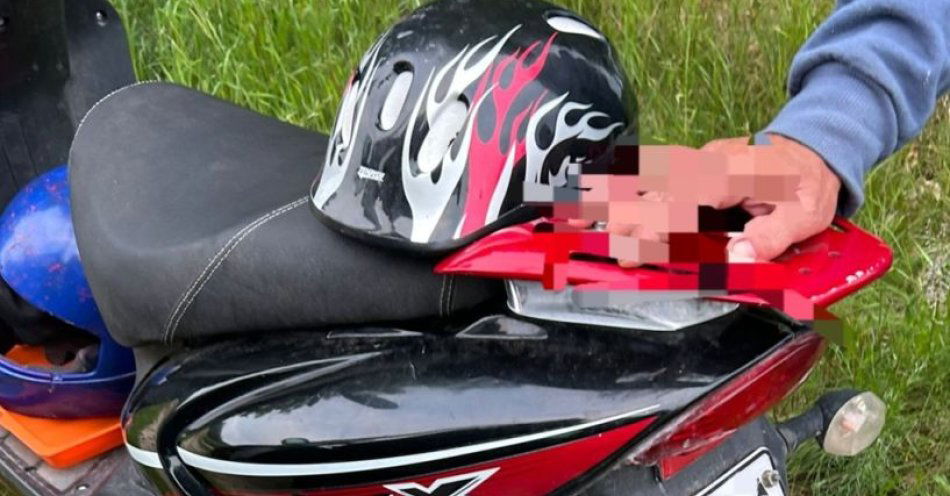 zdjęcie: Przyjechała zabezpieczyć motorower pijanego partnera, sama też była nietrzeźwa / fot. KPP Parczew