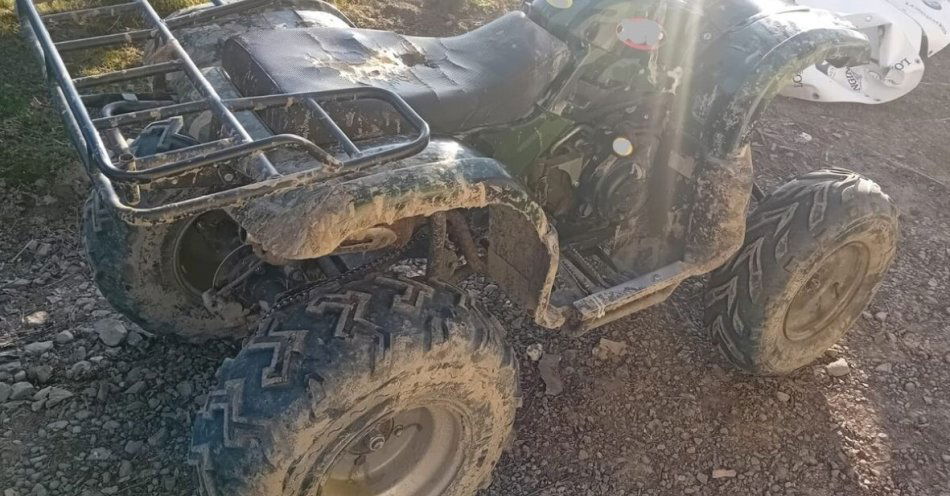 zdjęcie: Poważny wypadek quada w Izdebkach. 31 latka trafiła do szpitala / fot. KPP w Brzozowie Fot. Archiwum KPP w Brzozowie