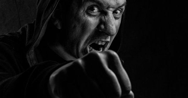 Połamał szczękę młodemu mieszkańcowi Iławy. Odpowie przed sądem