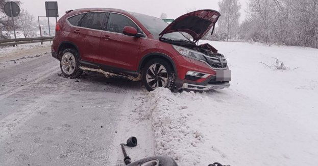 Zderzenie dwóch pojazdów na drodze z Puław do Dęblina
