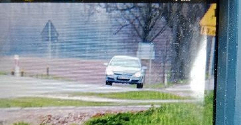 zdjęcie: Jechał blisko 130 km/h w obszarze zabudowanym. Został zatrzymany przez ostródzką drogówkę / fot. KPP w Ostródzie
