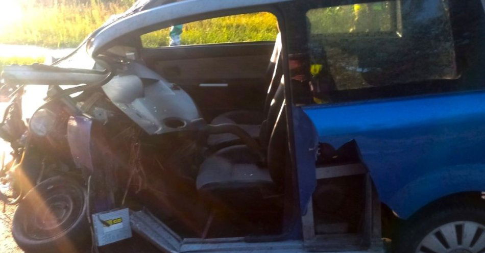 zdjęcie: Wypadek na DK 82 w miejscowości Albertów / fot. KPP Lublin