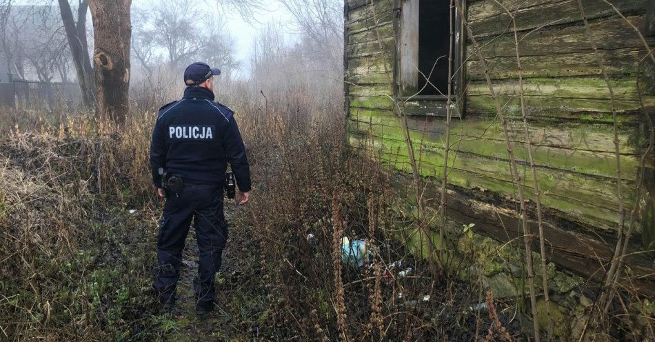 zdjęcie: Niskie temperatury zagrażają życiu i zdrowiu. Nie bądź obojętny / fot. KPP Zambrów