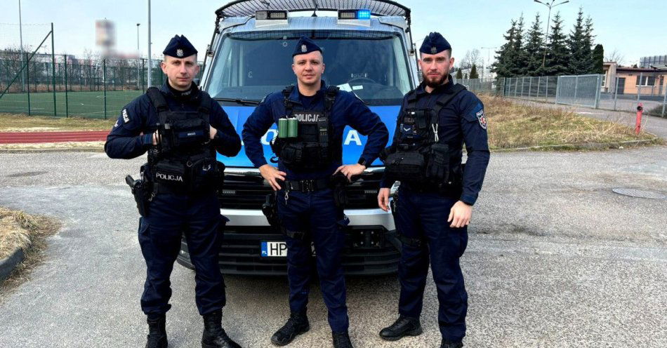 zdjęcie: Policjanci uratowali mężczyznę w kryzysie emocjonalnym / fot. KMP w Piotrkowie Trybunalskim