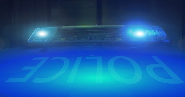 Legniccy policjanci prowadzili pilotaż samochodu z ciężko chorą kobietą, która musiała jak najszybciej trafić pod opiekę lekarzy