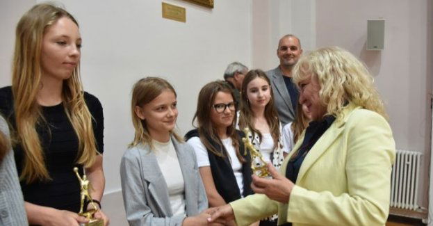 Nagrodzono najlepszych sportowców wśród uczniów
