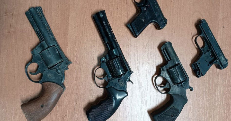 zdjęcie: Zabezpieczono nielegalną broń i narkotyki w powiecie grójeckim / fot. KPP w Grójcu