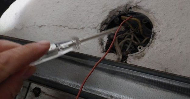 Mieszkaniec Świerzawy odpowie za nielegalny pobór prądu