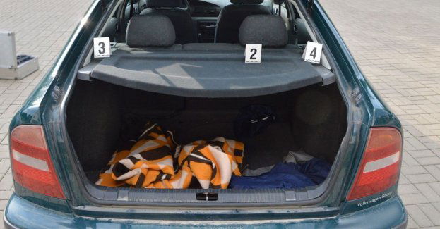 Wepchnął do bagażnika byłą dziewczynę i wywiózł