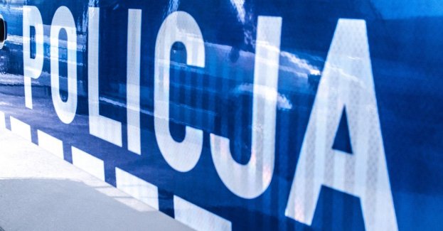 Szpula uszkodziła dwa auta